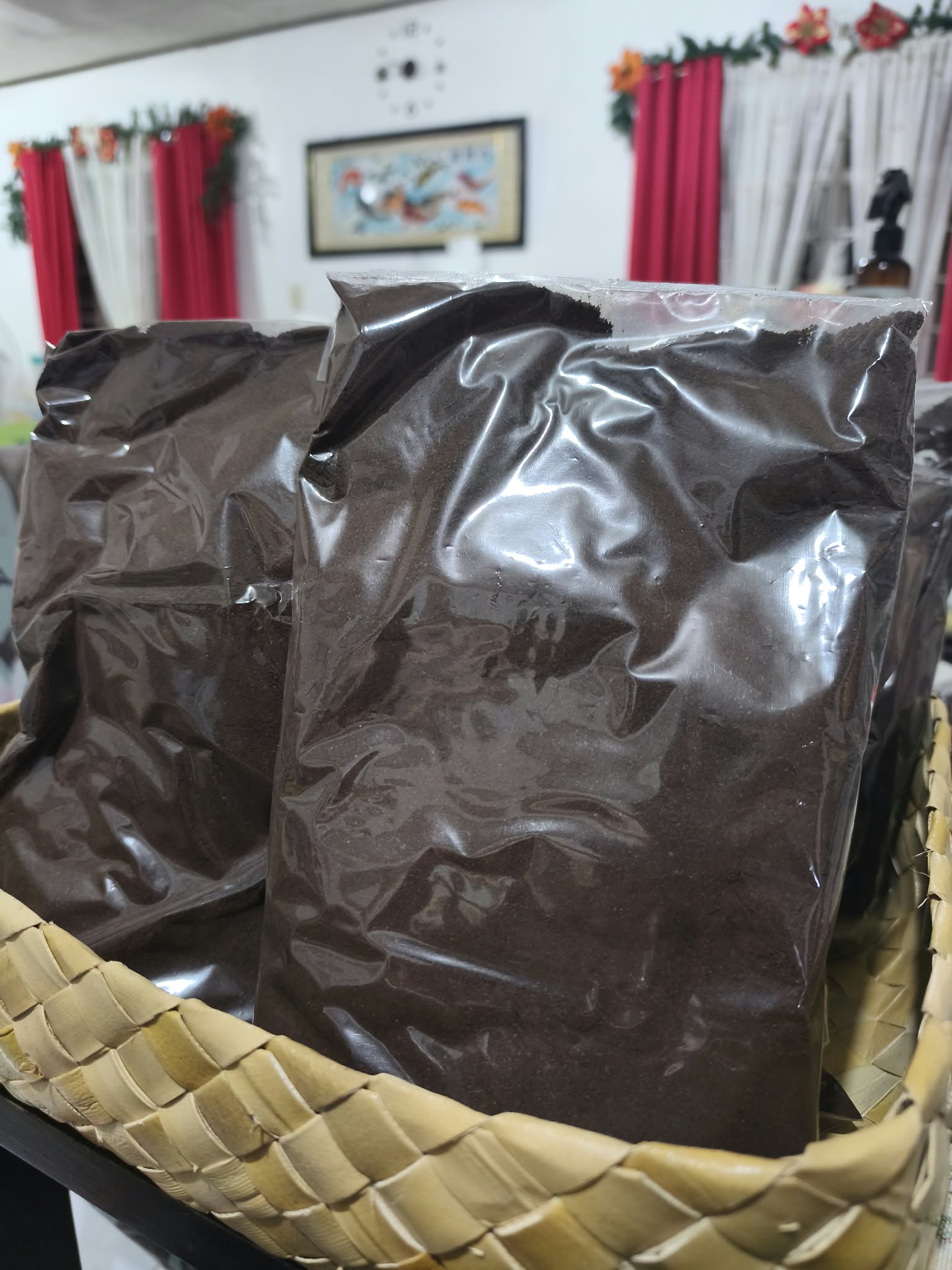 1 kg and 500 g packs of brewed coffee
